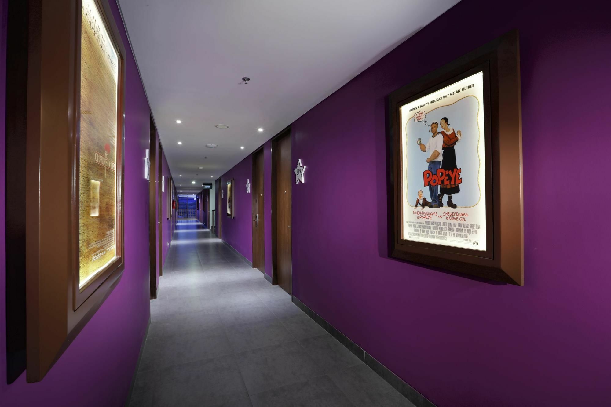 Fame Sunset Road Hotel