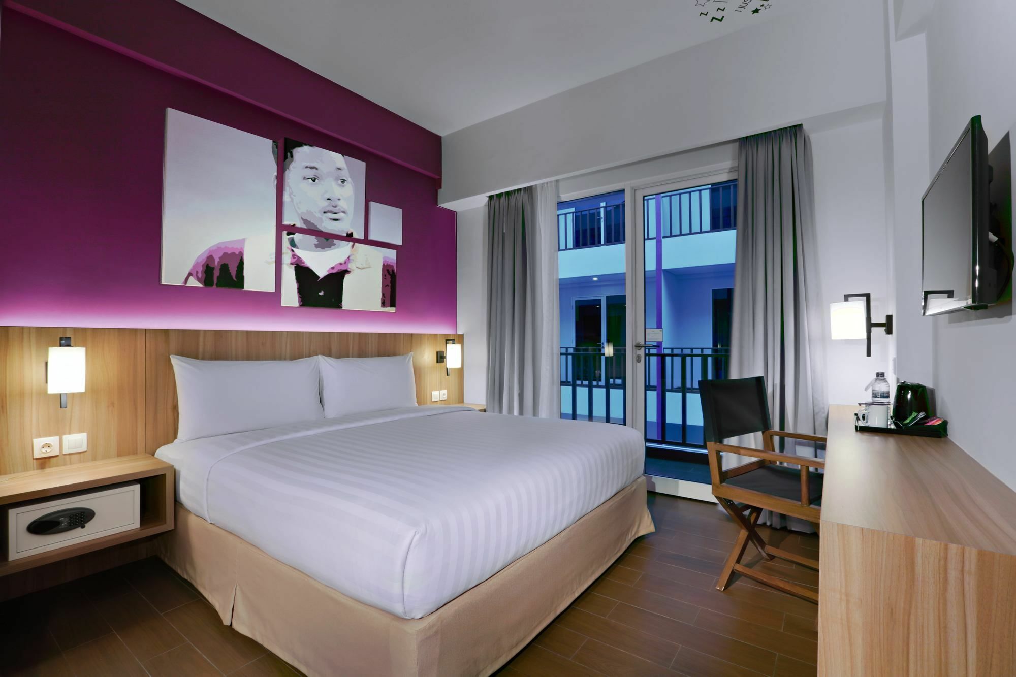 Hotel Fame Sunset Road